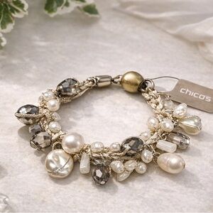 Chico’s Pearl & Crystal Charm Bracelet (BR222)